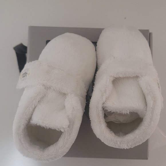 Baby Ugg Size 04/05 - Picture 7 of 8